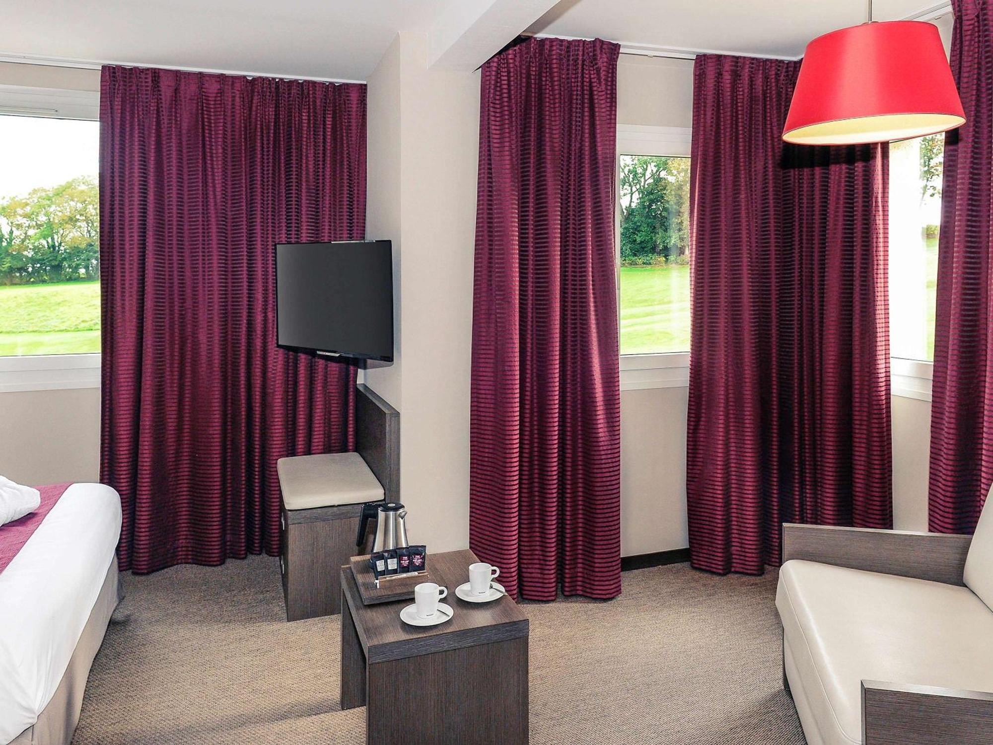 Mercure Bayeux Omaha Beach Пор-ан-Бессен-Юппен Екстер'єр фото