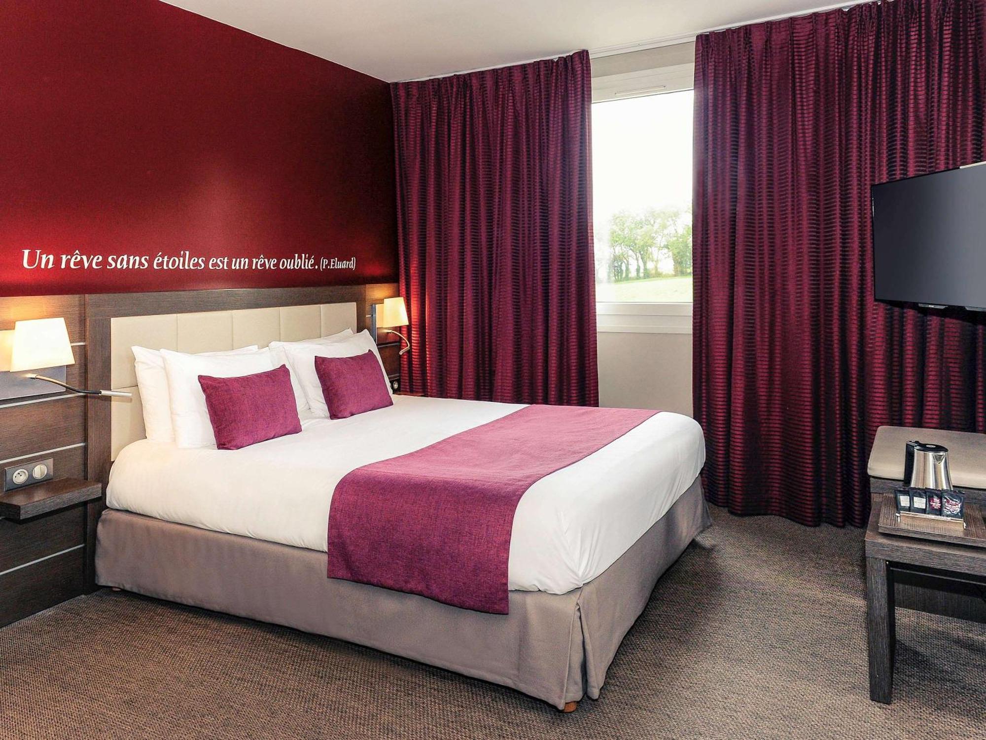 Mercure Bayeux Omaha Beach Пор-ан-Бессен-Юппен Екстер'єр фото