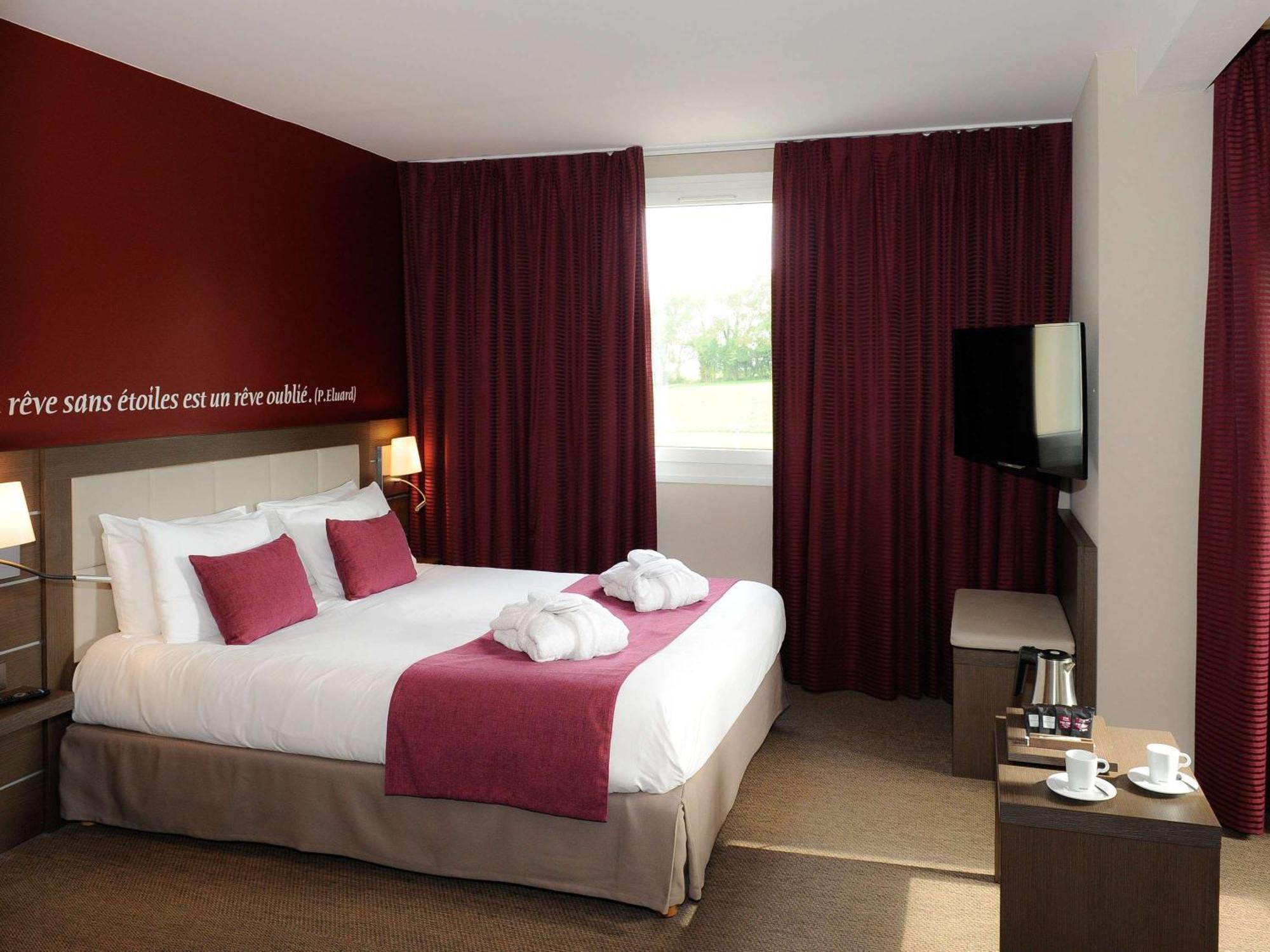 Mercure Bayeux Omaha Beach Пор-ан-Бессен-Юппен Екстер'єр фото